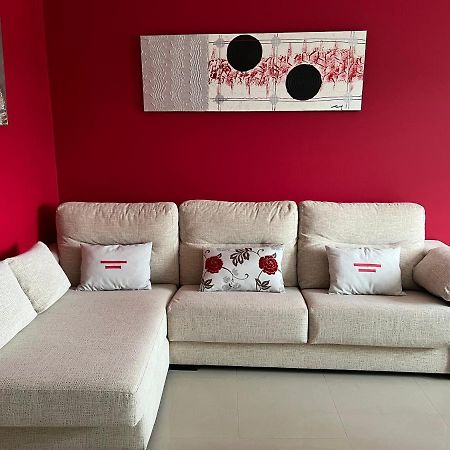 Apartamentos Maria De Lucia - Piso B Arou Eksteriør billede