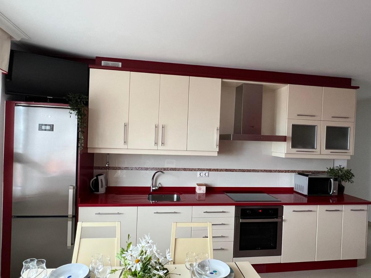 Apartamentos Maria De Lucia - Piso B Arou Eksteriør billede