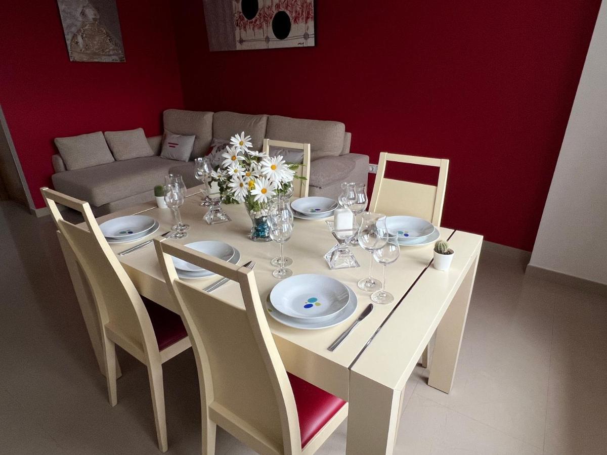 Apartamentos Maria De Lucia - Piso B Arou Eksteriør billede