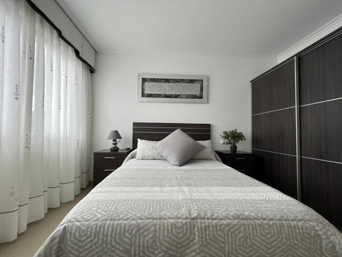 Apartamentos Maria De Lucia - Piso B Arou Eksteriør billede