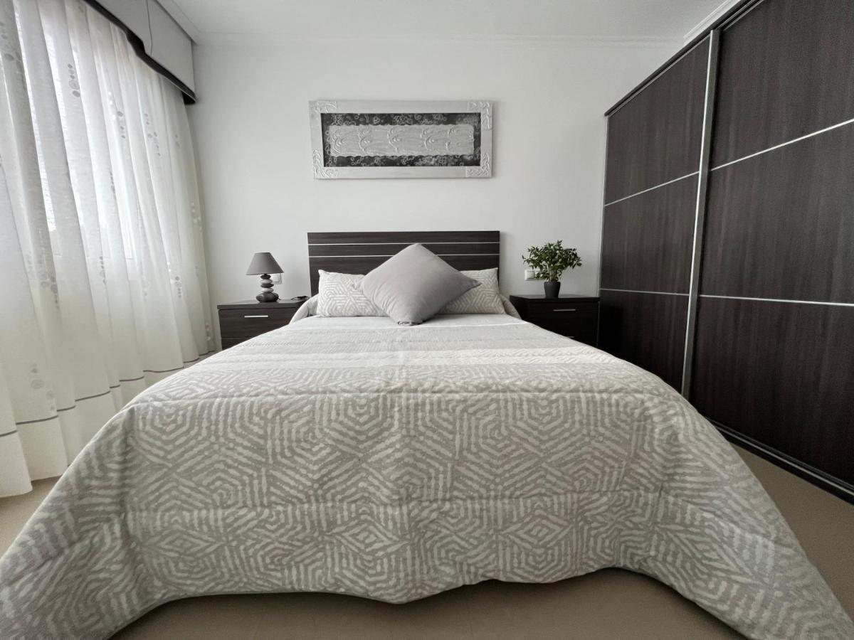 Apartamentos Maria De Lucia - Piso B Arou Eksteriør billede