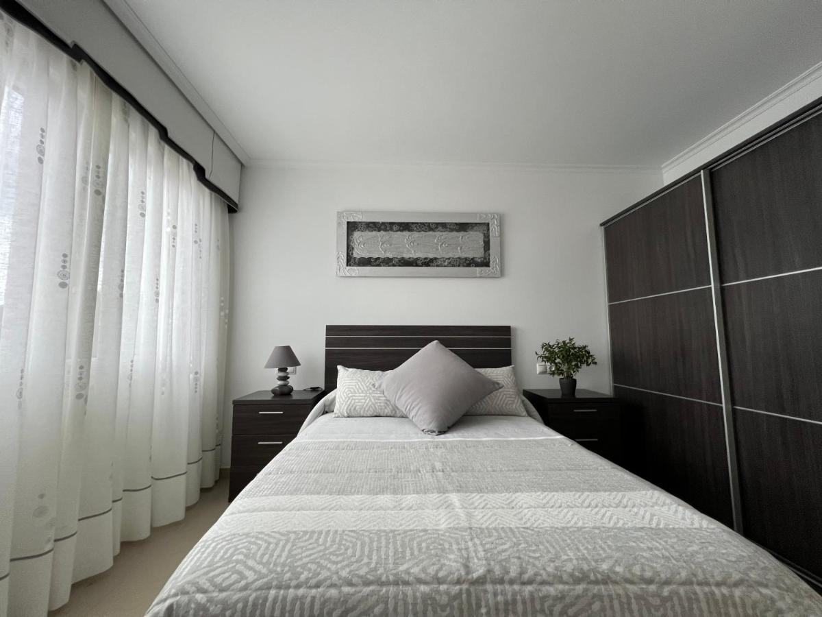 Apartamentos Maria De Lucia - Piso B Arou Eksteriør billede
