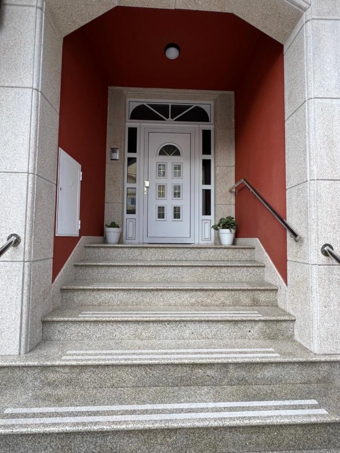 Apartamentos Maria De Lucia - Piso B Arou Eksteriør billede